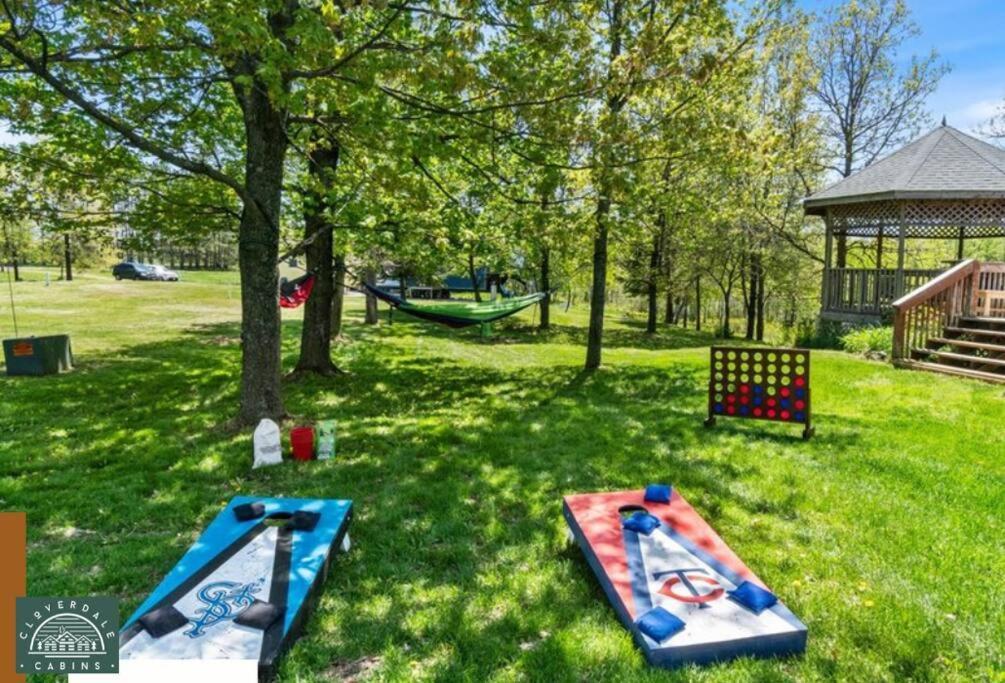 Cozy Cabin With Hottub At Cloverdale Cabins Hinckley Exterior photo